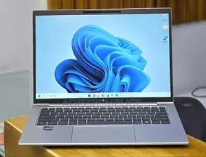 New Laptop HP EliteBook 840 G10 16GB Intel Core i7 SSD 512GB