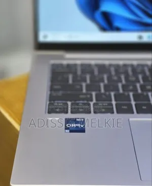 New Laptop HP EliteBook 840 G10 16GB Intel Core i7 SSD 512GB