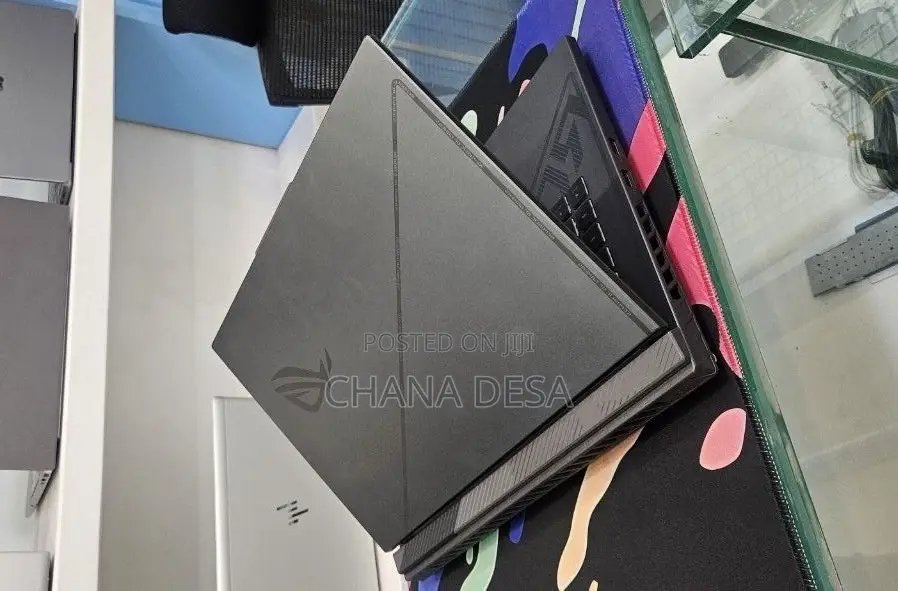 New Laptop Asus ROG Strix G16 16GB Intel Core i9 SSD 1T