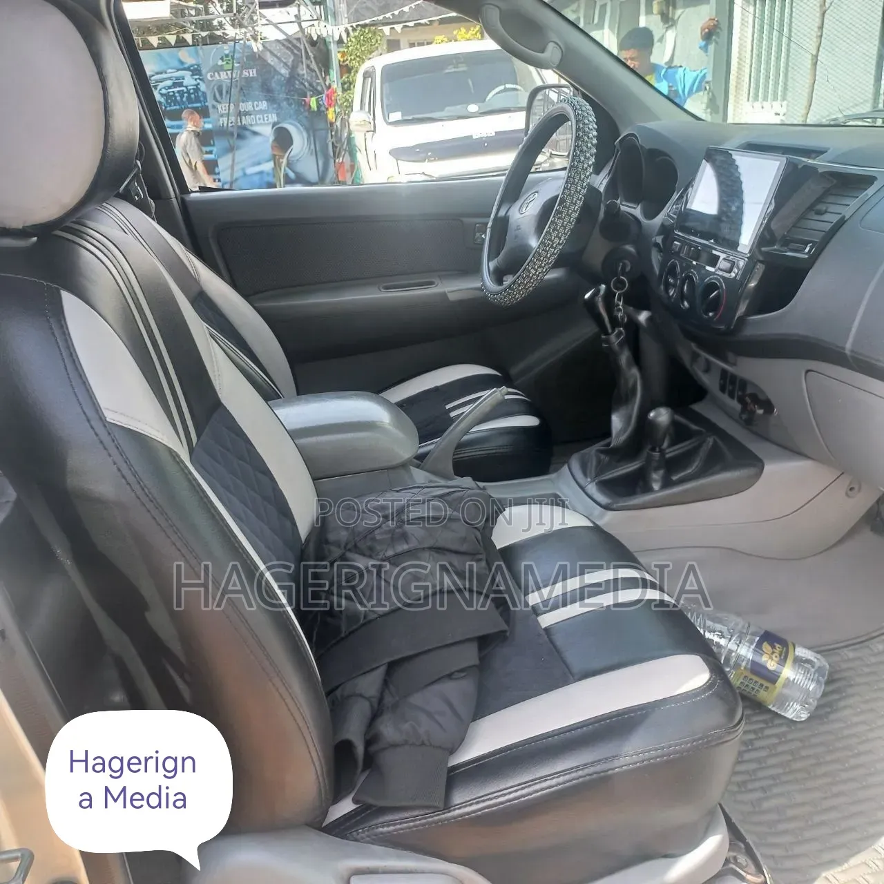 Toyota Hilux 2017 Silver