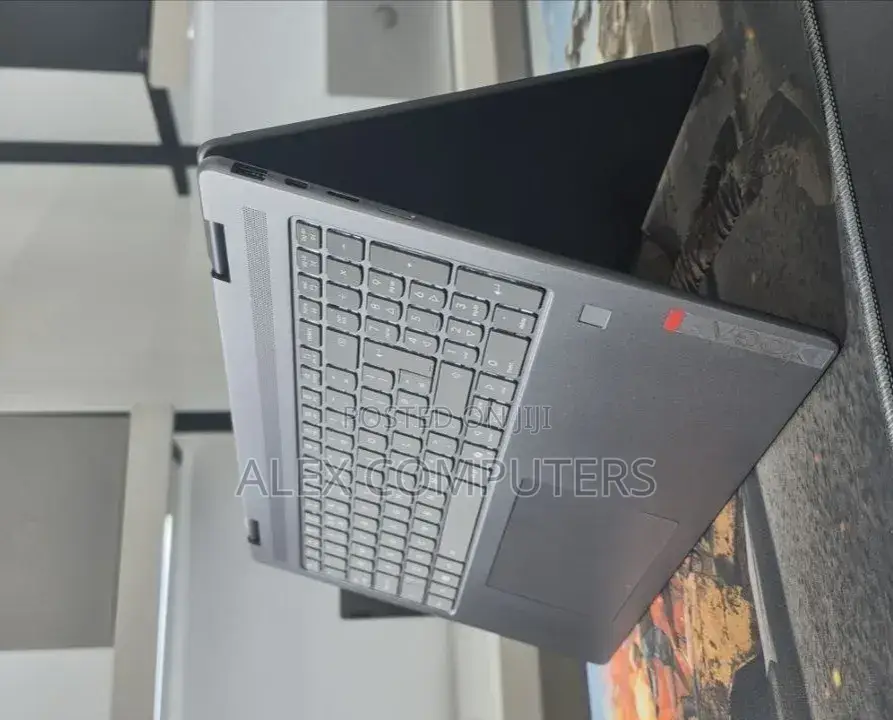 New Laptop Lenovo Yoga 2 16GB Intel Core Ultra 5 SSD 512GB