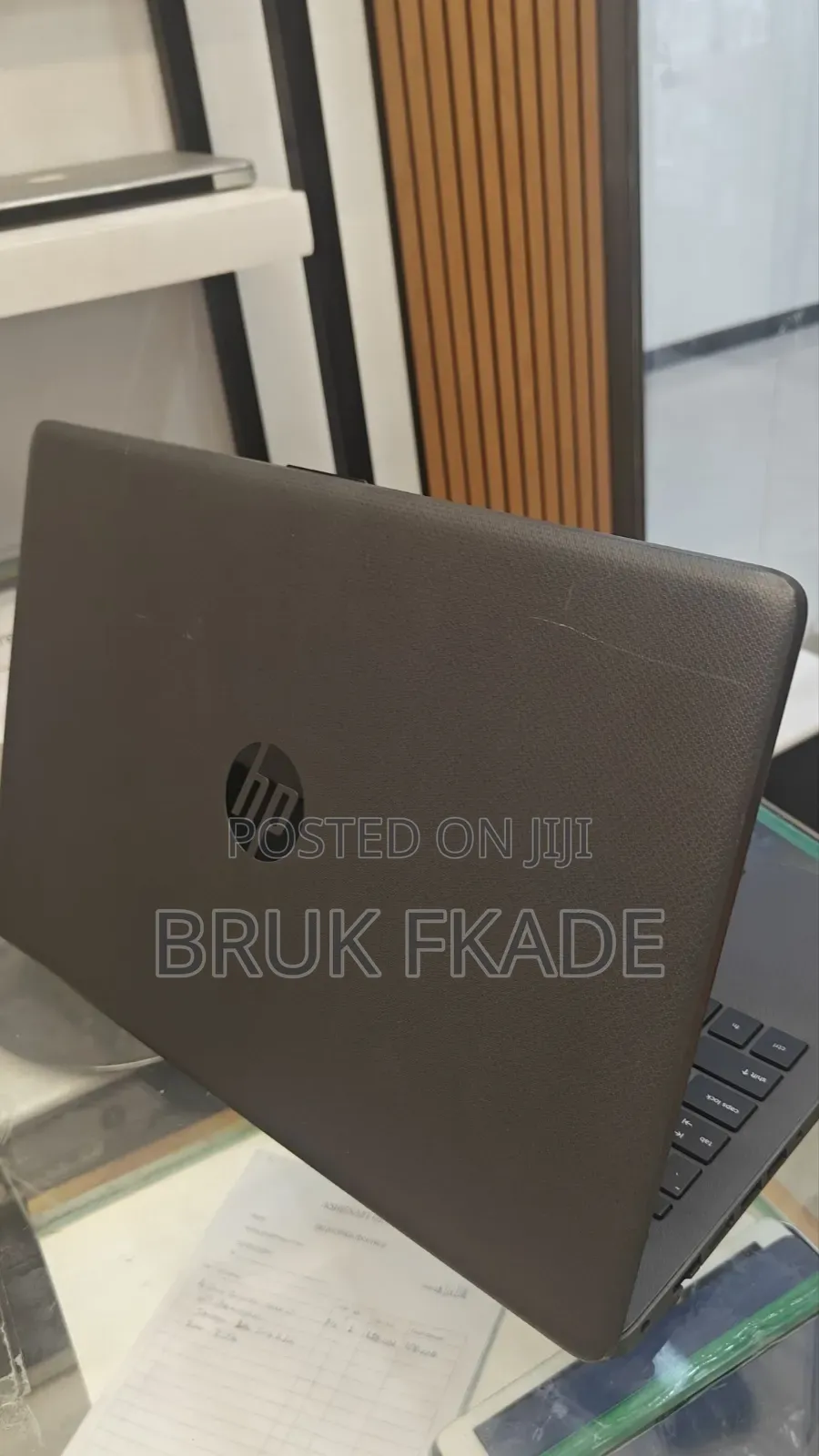 New Laptop HP 250 G7 8GB Intel Core i5 SSD 1T