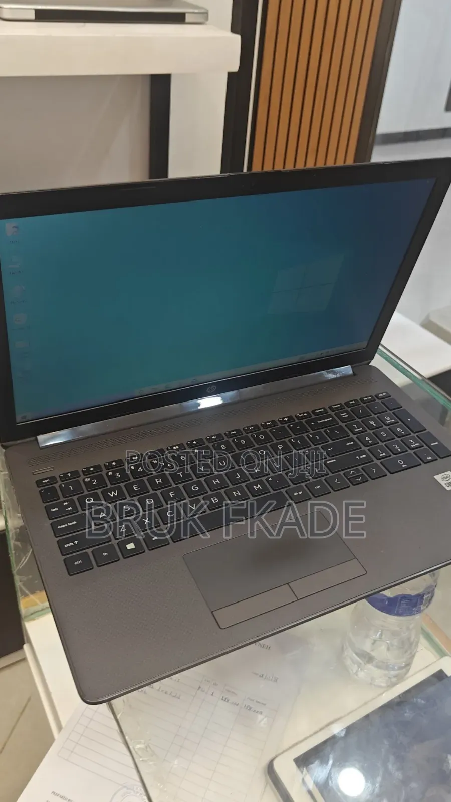 New Laptop HP 250 G7 8GB Intel Core i5 SSD 1T