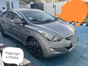 Hyundai Avante 2012 Gray
