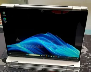 New Laptop HP OmniBook Ultra Flip 14" 16GB Intel Core 7 SSD 512GB