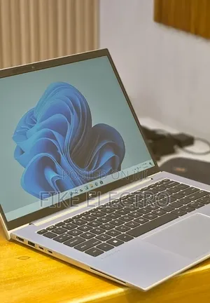 New Laptop HP EliteBook 840 G10 16GB Intel Core i7 SSD 512GB