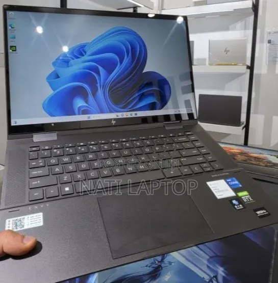 New Laptop HP Envy x360 16GB Intel Core i5 SSD 512GB