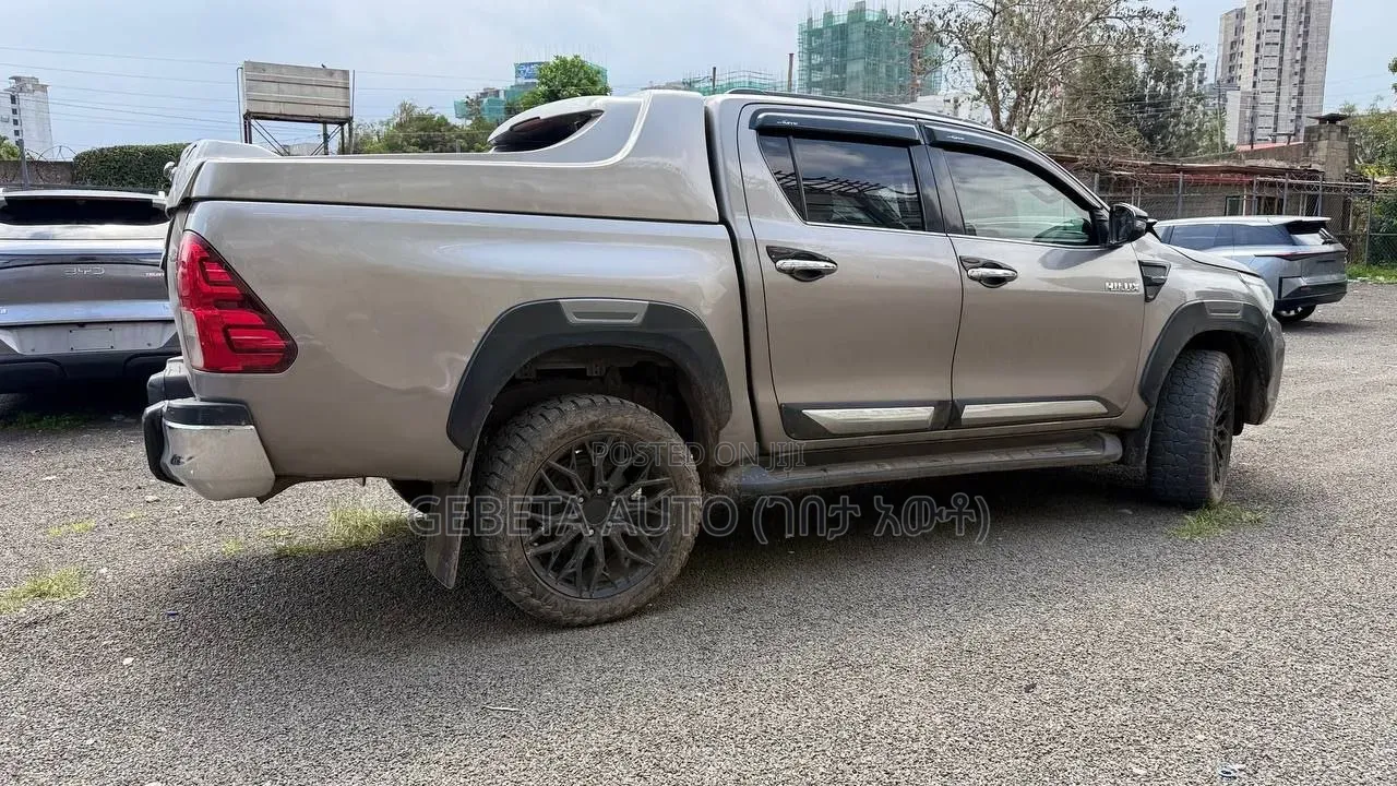 Toyota Hilux Revo Double Cab Deisel 2.8 RWD 2019