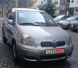 Toyota Vitz 2003