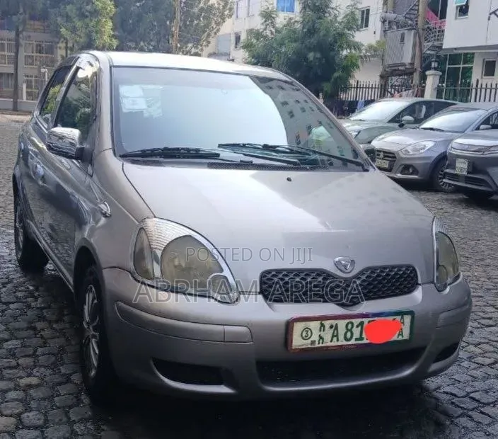 Toyota Vitz 2003