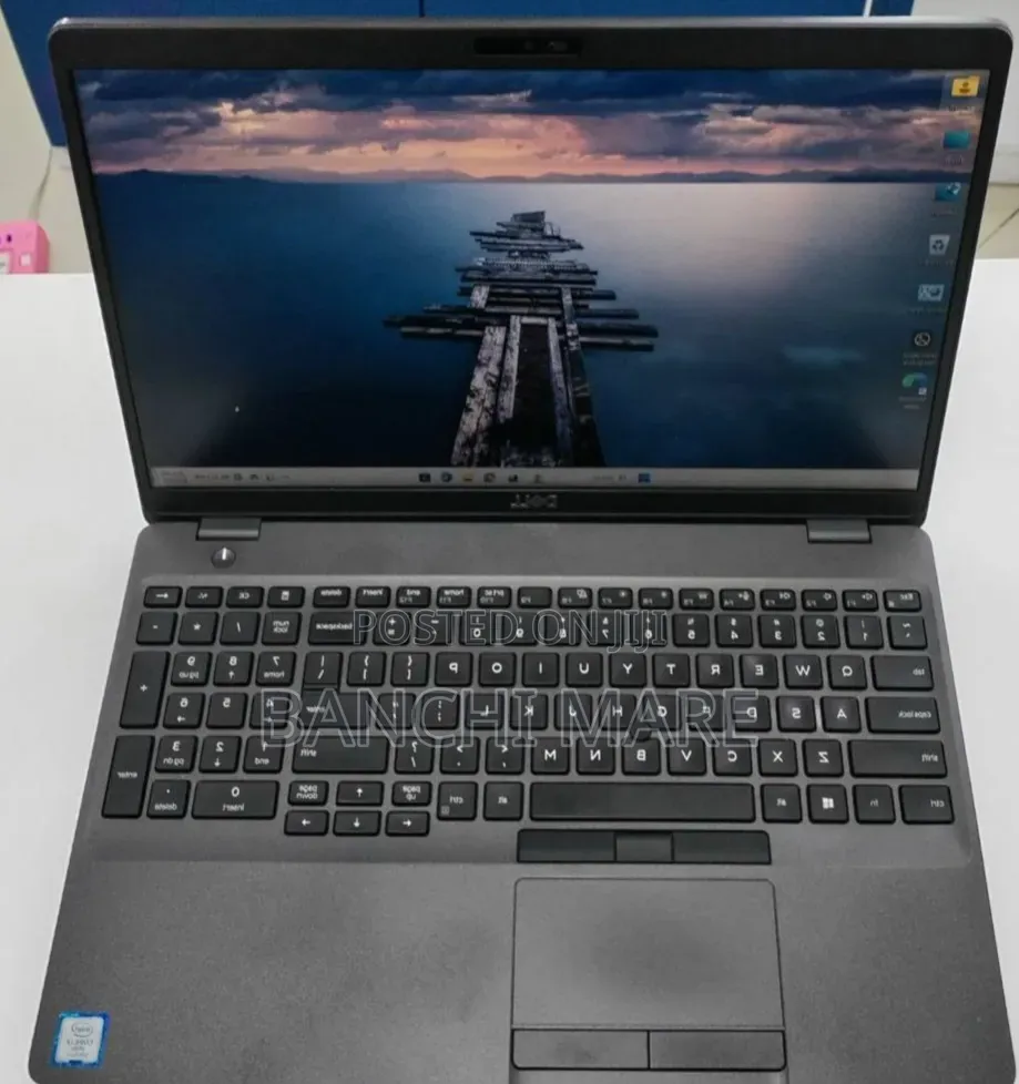 New Laptop Dell Precision 3541 16GB Intel Core i7 SSD 512GB