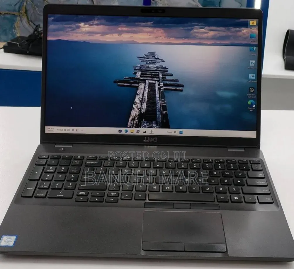 New Laptop Dell Precision 3541 16GB Intel Core i7 SSD 512GB