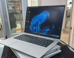 New Laptop HP EliteBook 840 G10 16GB Intel Core i7 SSD 512GB