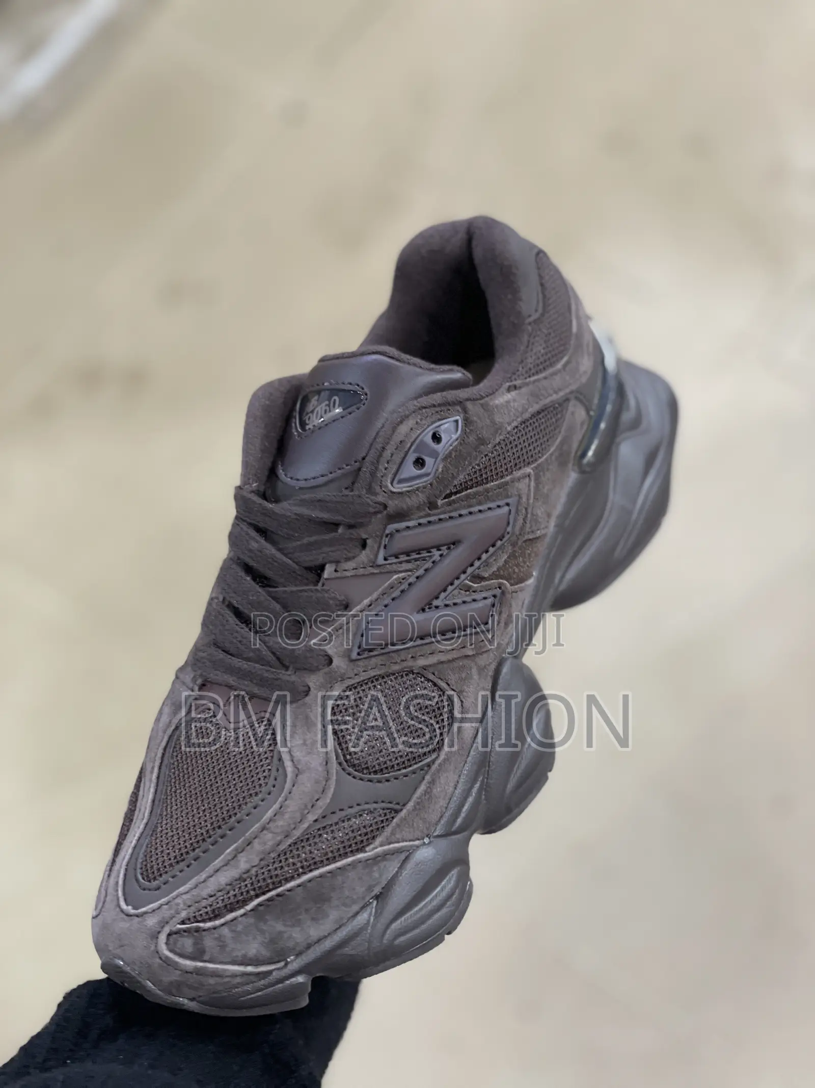 New Balance Brown Women’s Lightweight Sneakers