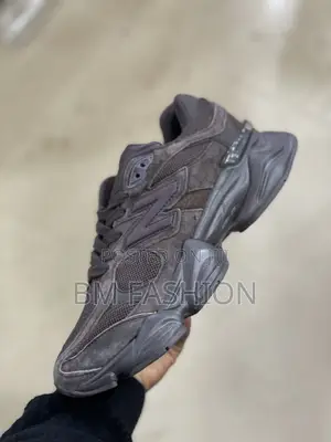 New Balance Brown Women’s Lightweight Sneakers