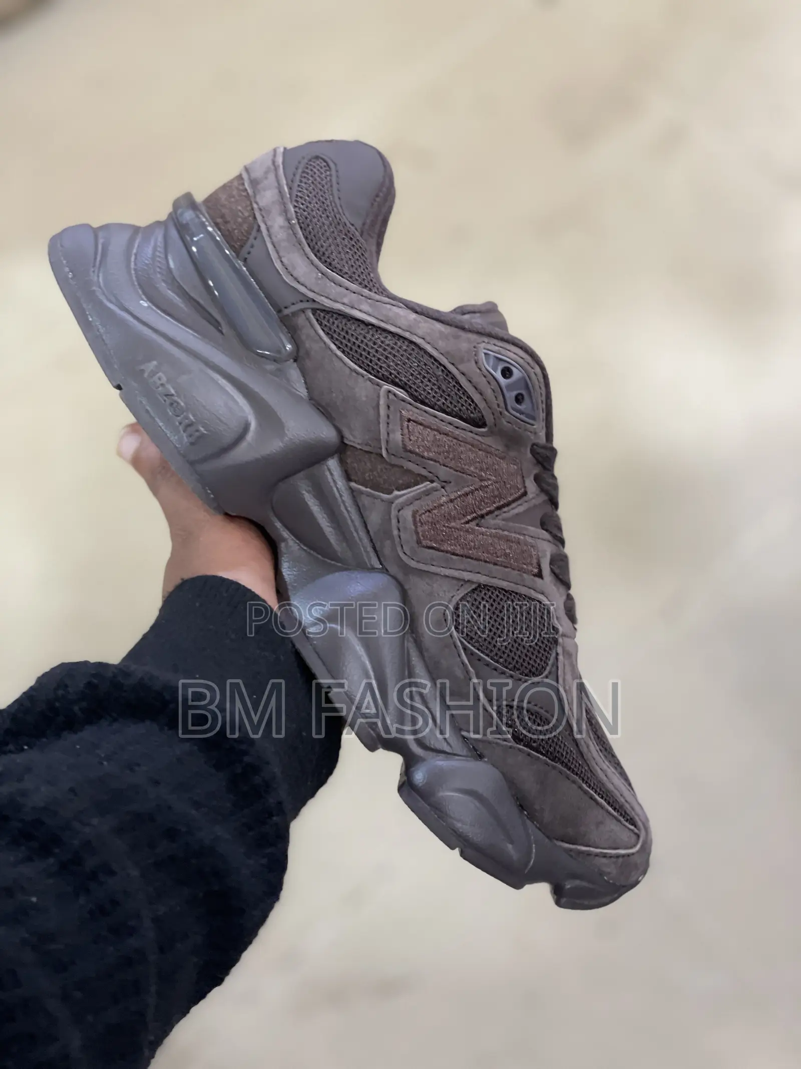 New Balance Brown Women’s Lightweight Sneakers