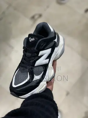 New Balance Casual Light Weight Sneakers 9060