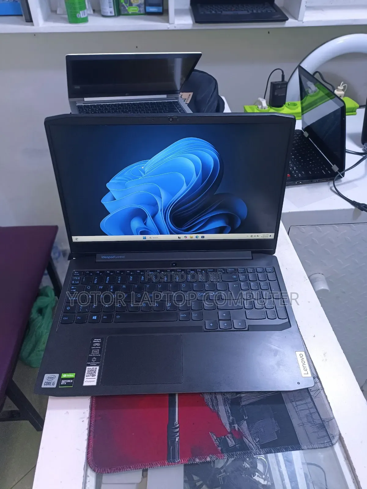New Laptop Lenovo 16GB Intel Core i5 SSD 512GB