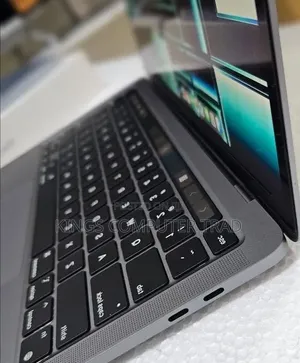New Laptop Apple MacBook Pro 2023 M2 8GB Apple M2 SSD 256GB