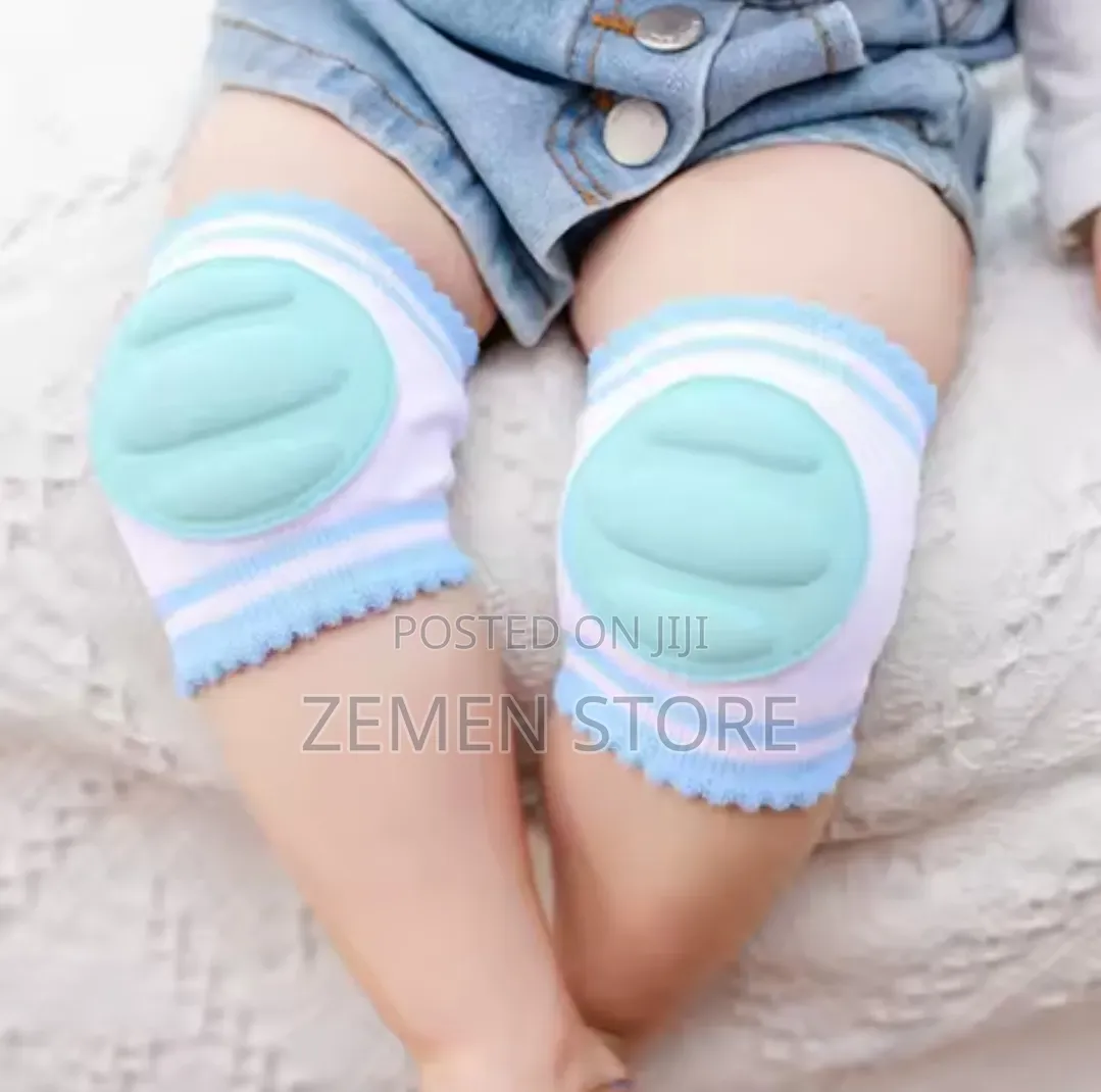 Soft Anti-Slip 2in1 Baby Crawling Knee Pads – Breathable Protection
