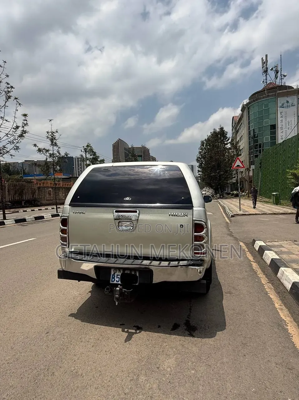 Toyota Hilux 2011 Gold
