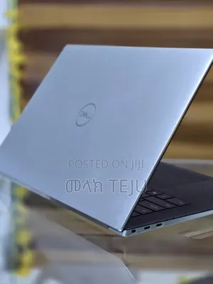 New Laptop Dell XPS 15 16GB Intel Core i7 SSD 512GB