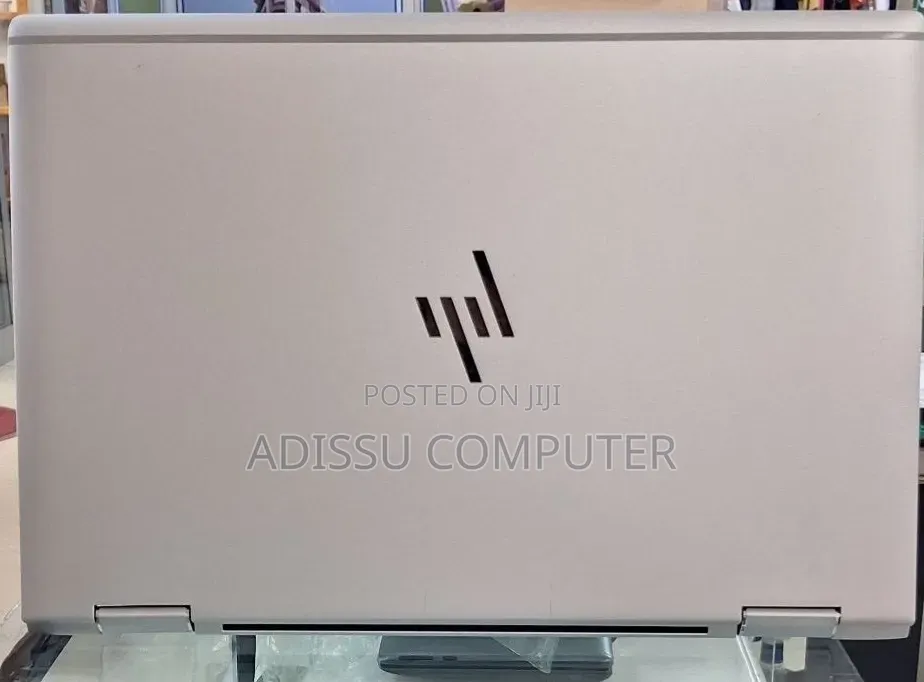 New Laptop HP 8GB Intel Core i7 SSD 256GB