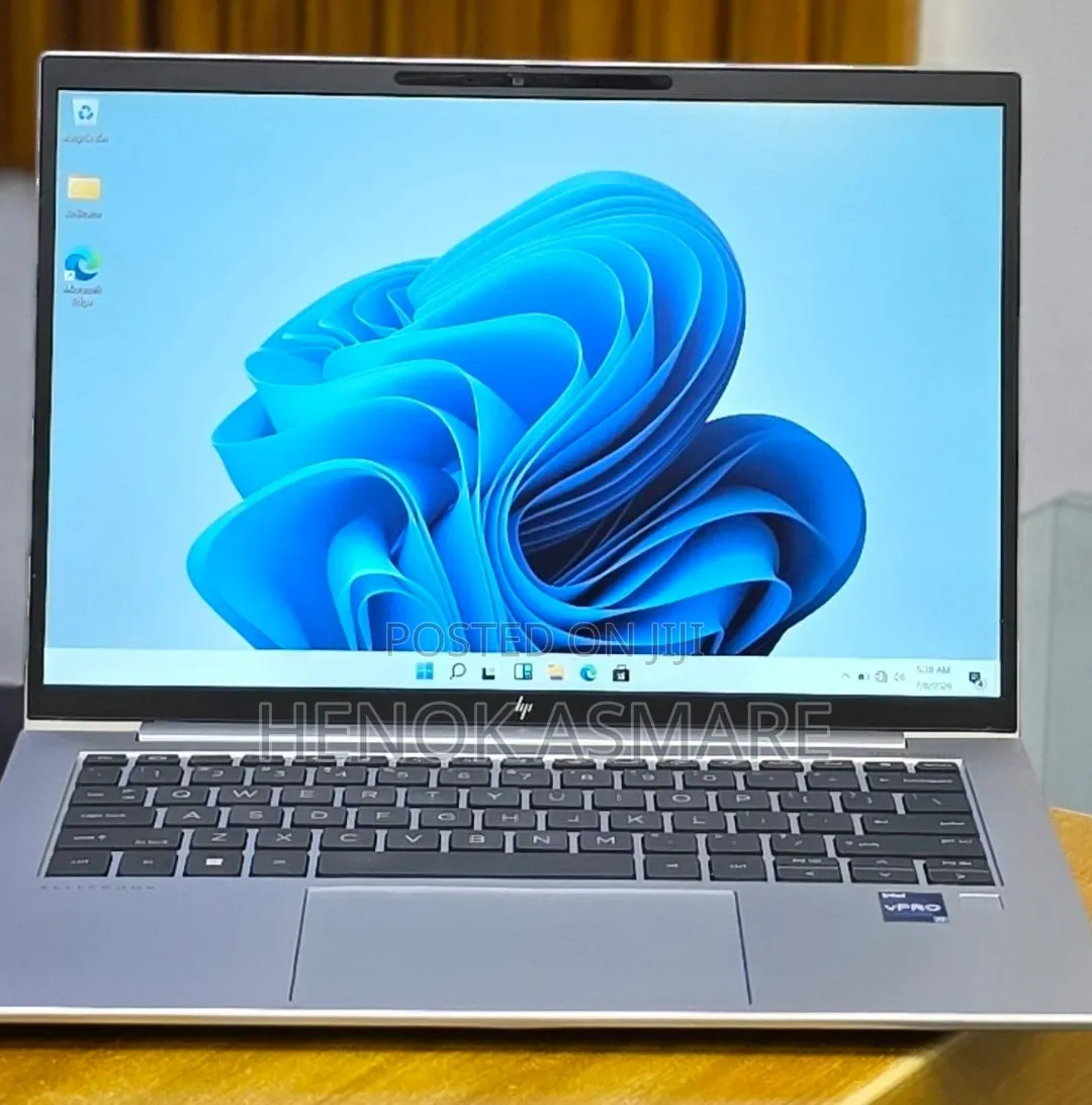 New Laptop HP EliteBook 840 10 16GB Intel Core i7 SSD 512GB