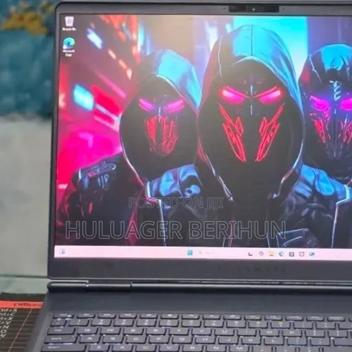 New Laptop Alienware 16x Aurora 32GB Intel Core Ultra 9 SSD 1T