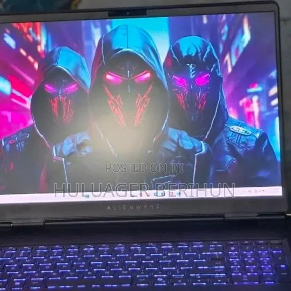 New Laptop Alienware 16x Aurora 32GB Intel Core Ultra 9 SSD 1T