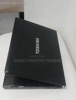 Laptop Toshiba Satellite C55 4GB Intel Core i5 HDD 500GB