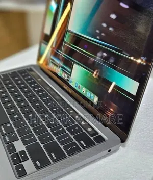 New Laptop Apple MacBook Pro 2022 M2 8GB Apple M2 SSD 256GB
