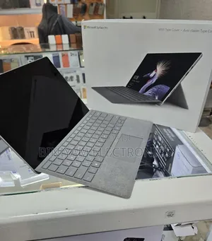 New Laptop Microsoft Surface Pro 8GB Intel Core i5 SSD 128GB