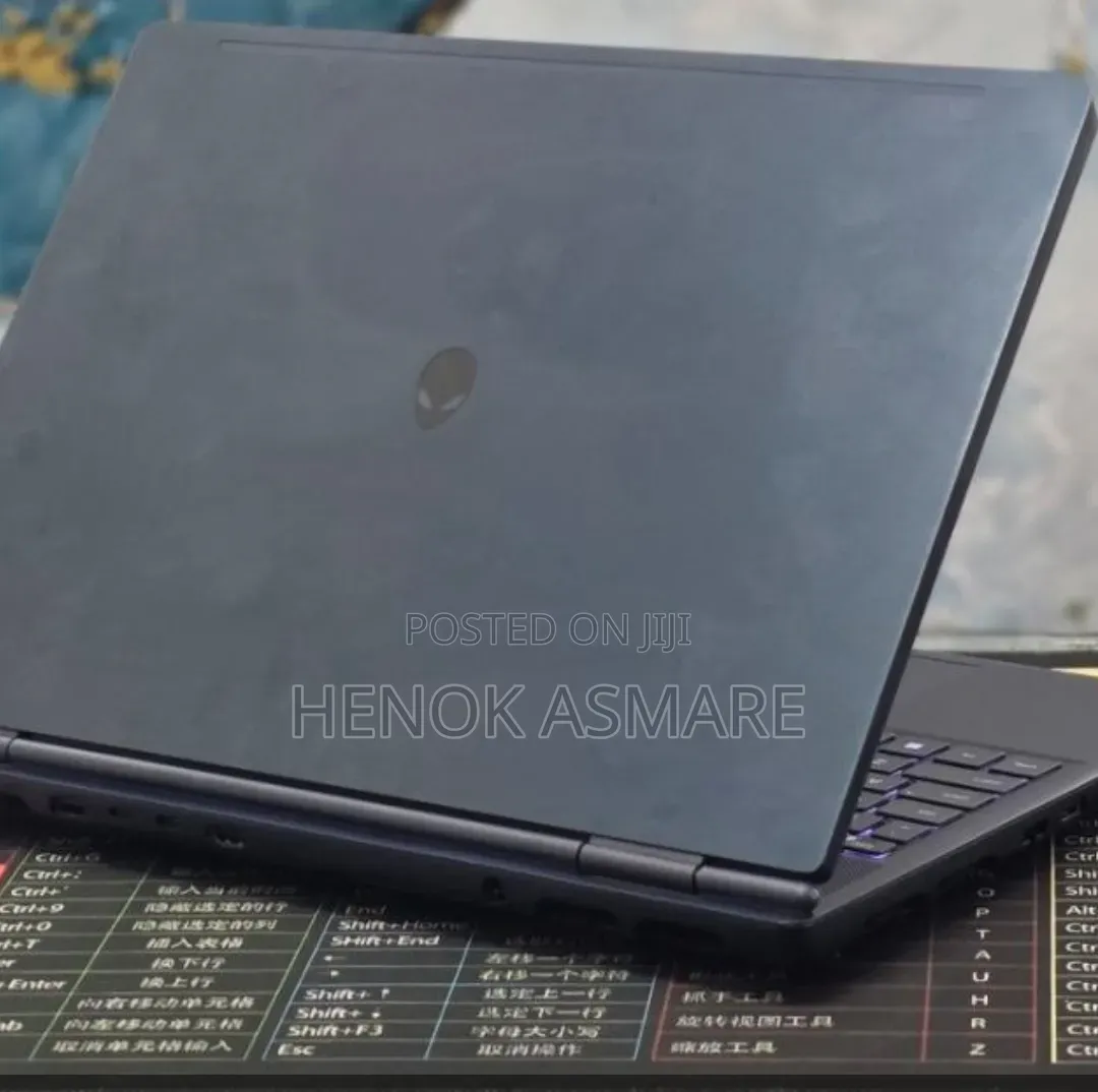 New Laptop Alienware 16x Aurora 32GB Intel Core Ultra 9 SSD 1T