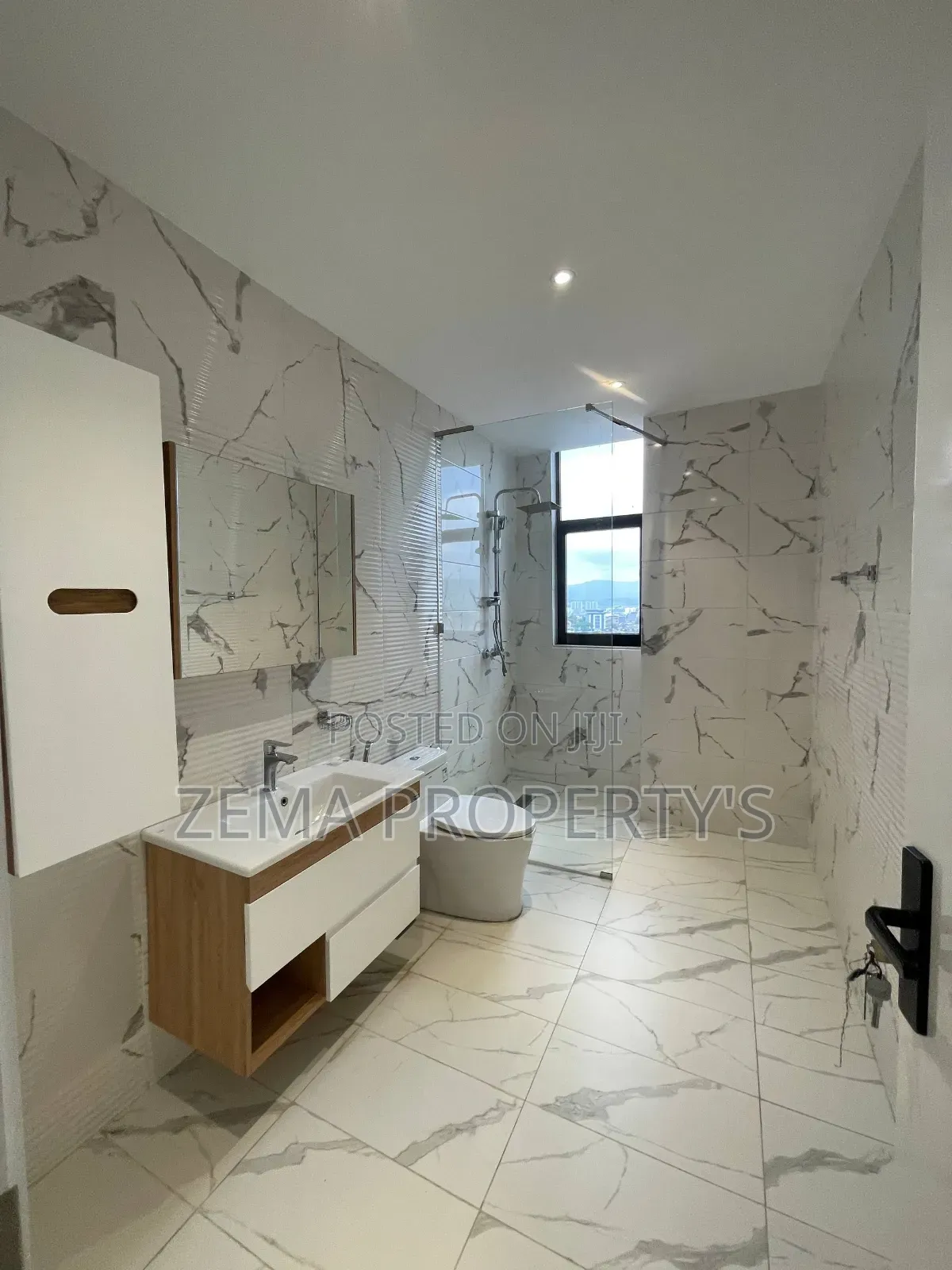 Furnished 4bdrm Apartment in Bole for rent