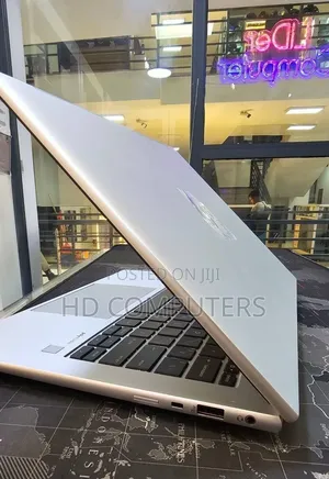 New Laptop HP EliteBook 840 G10 16GB Intel Core i7 SSD 1T