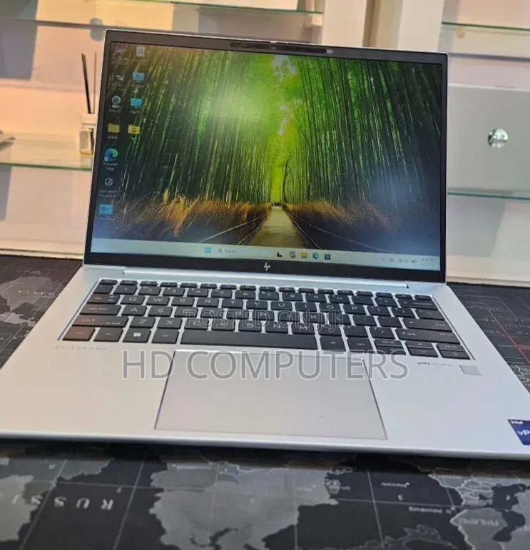 New Laptop HP EliteBook 840 G10 16GB Intel Core i7 SSD 1T