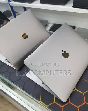 New Laptop Apple MacBook Air 2020 M1 8GB Apple M1 SSD 256GB