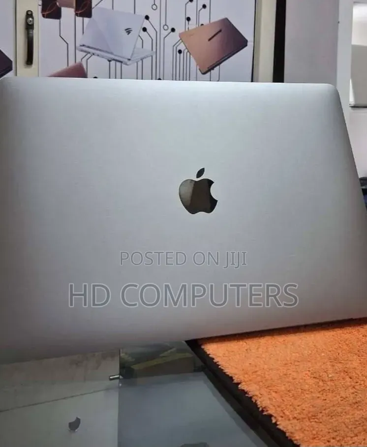 New Laptop Apple MacBook Air 2020 M1 8GB Apple M1 SSD 256GB