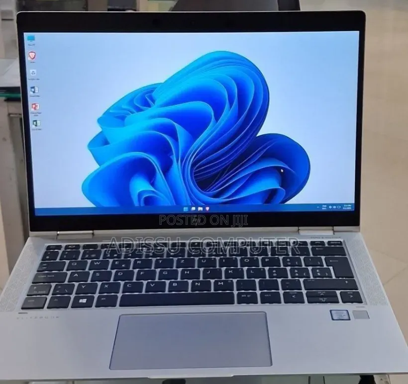 New Laptop HP EliteBook 1030 8GB Intel Core i5 SSD 256GB