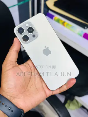 Apple iPhone 15 Pro 256 GB Silver