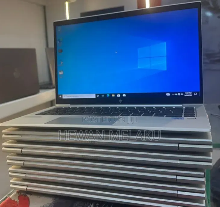 New Laptop HP EliteBook 830 G8 16GB Intel Core i7 SSD 512GB