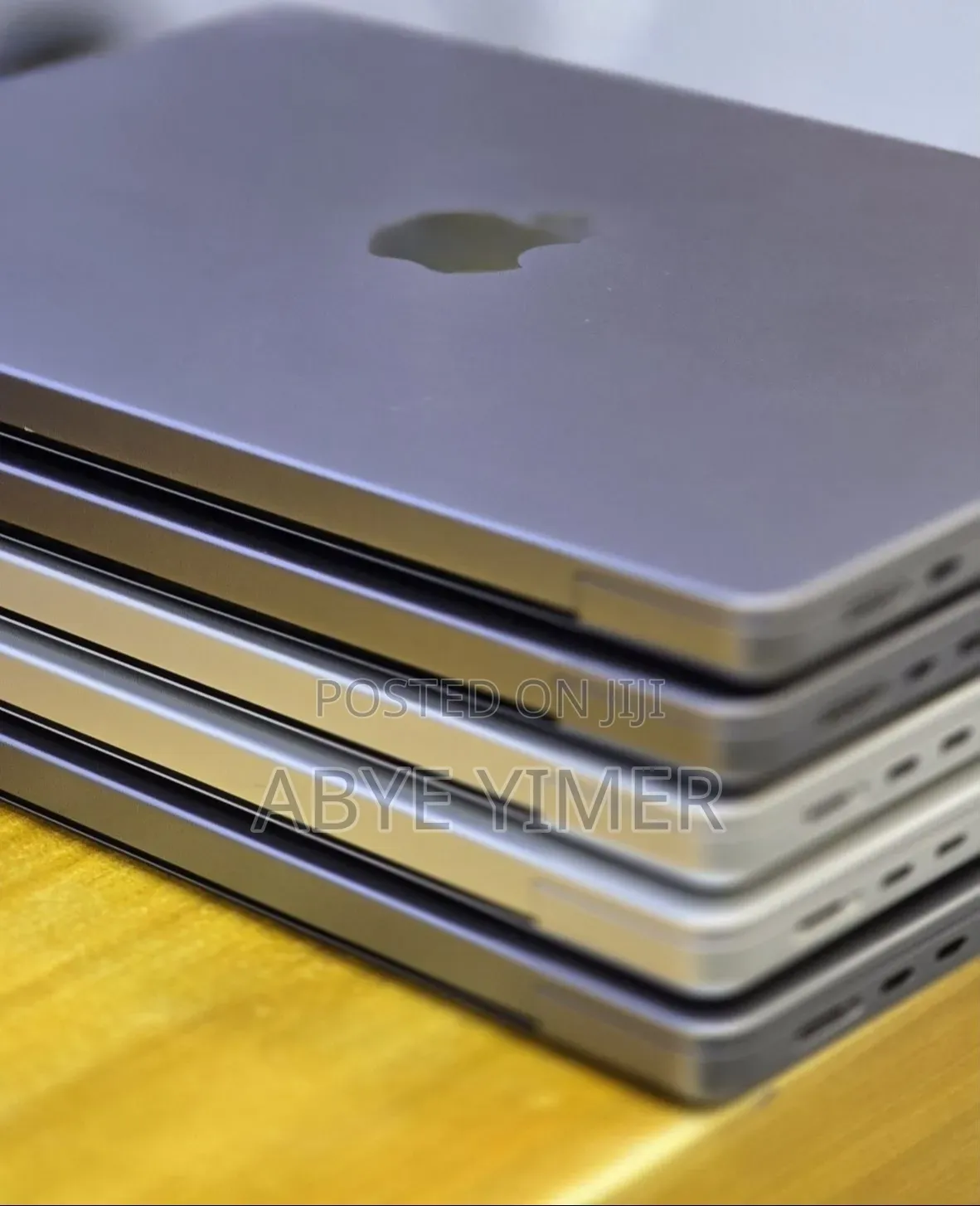 New Laptop Apple MacBook Pro 2021 M1 32GB Intel Core M SSD 512GB