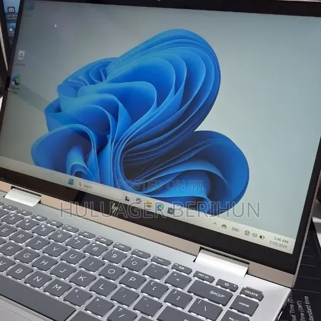 New Laptop HP Envy x360 8GB Intel Core i5 SSD 512GB