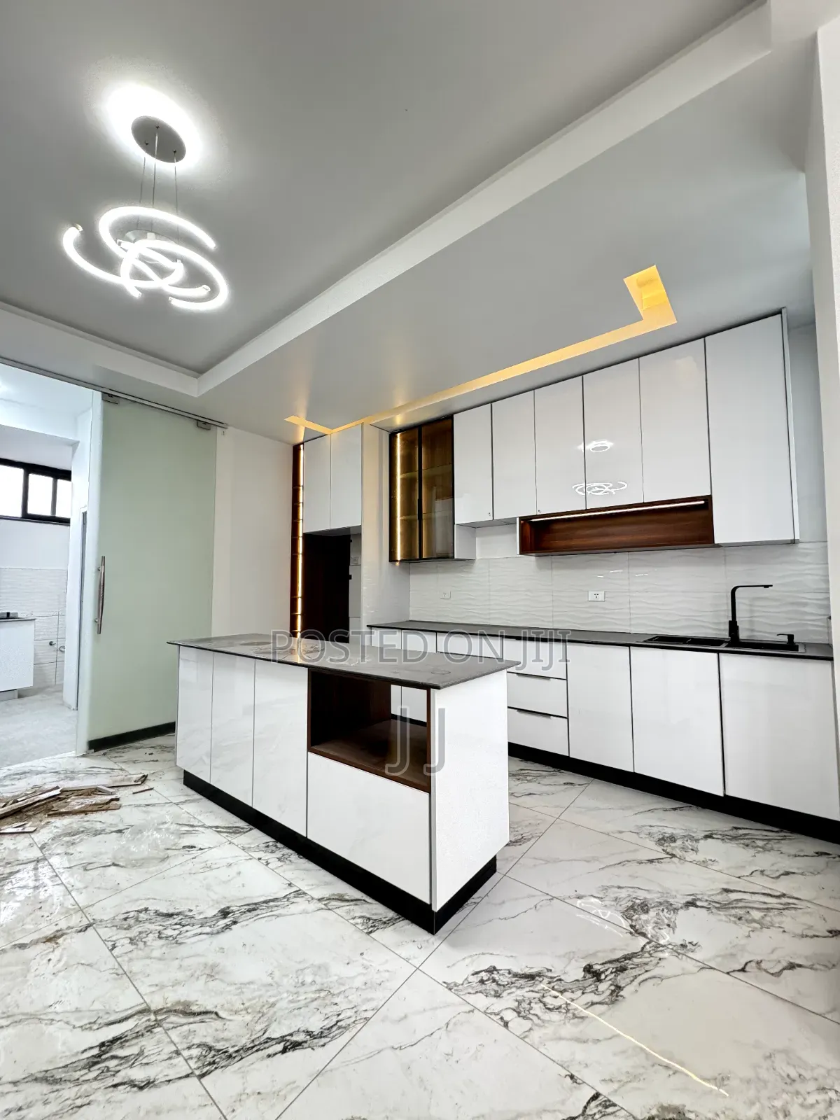 3bdrm Apartment in Nifas Silk-Lafto for rent