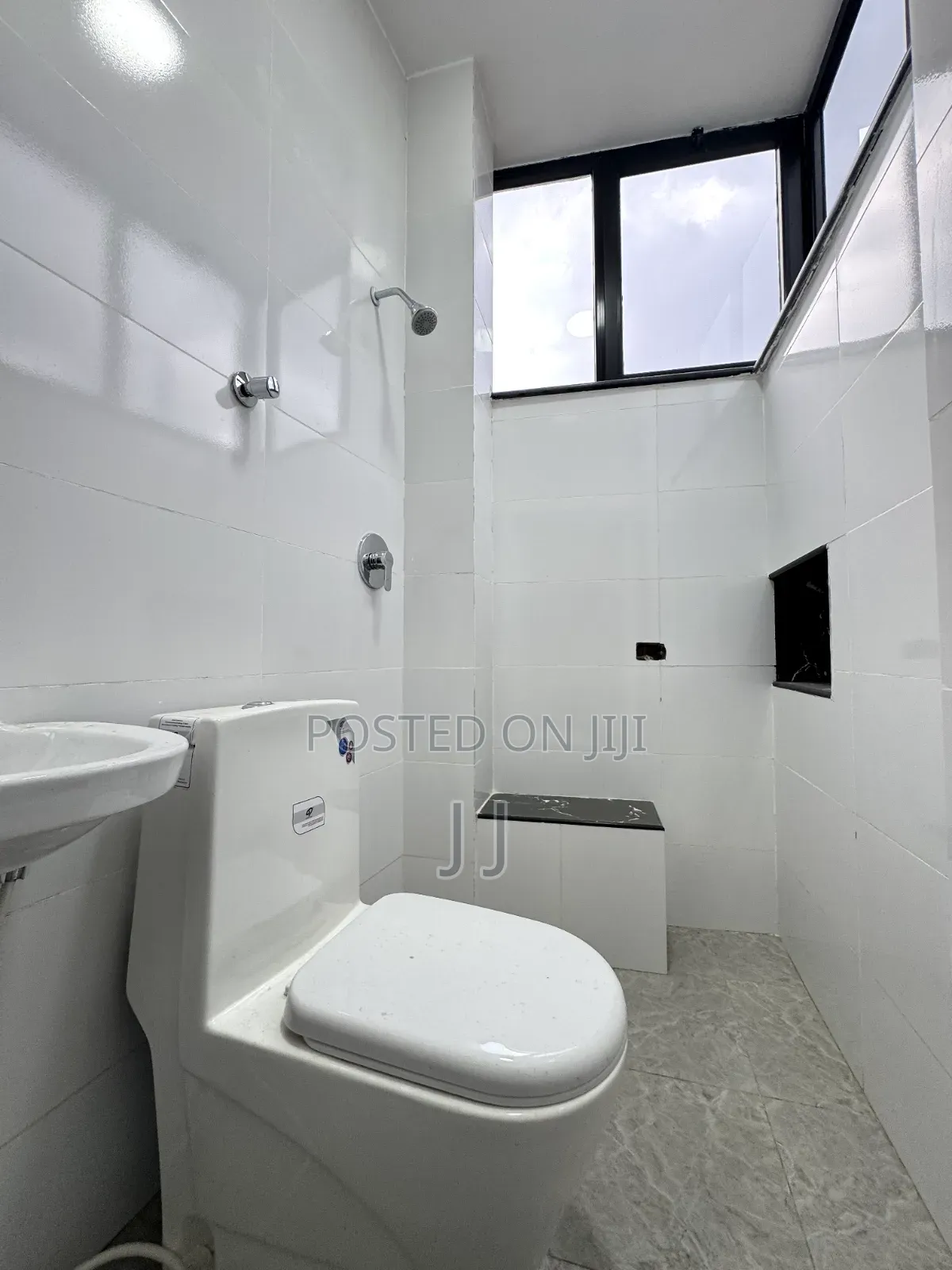 3bdrm Apartment in Nifas Silk-Lafto for rent