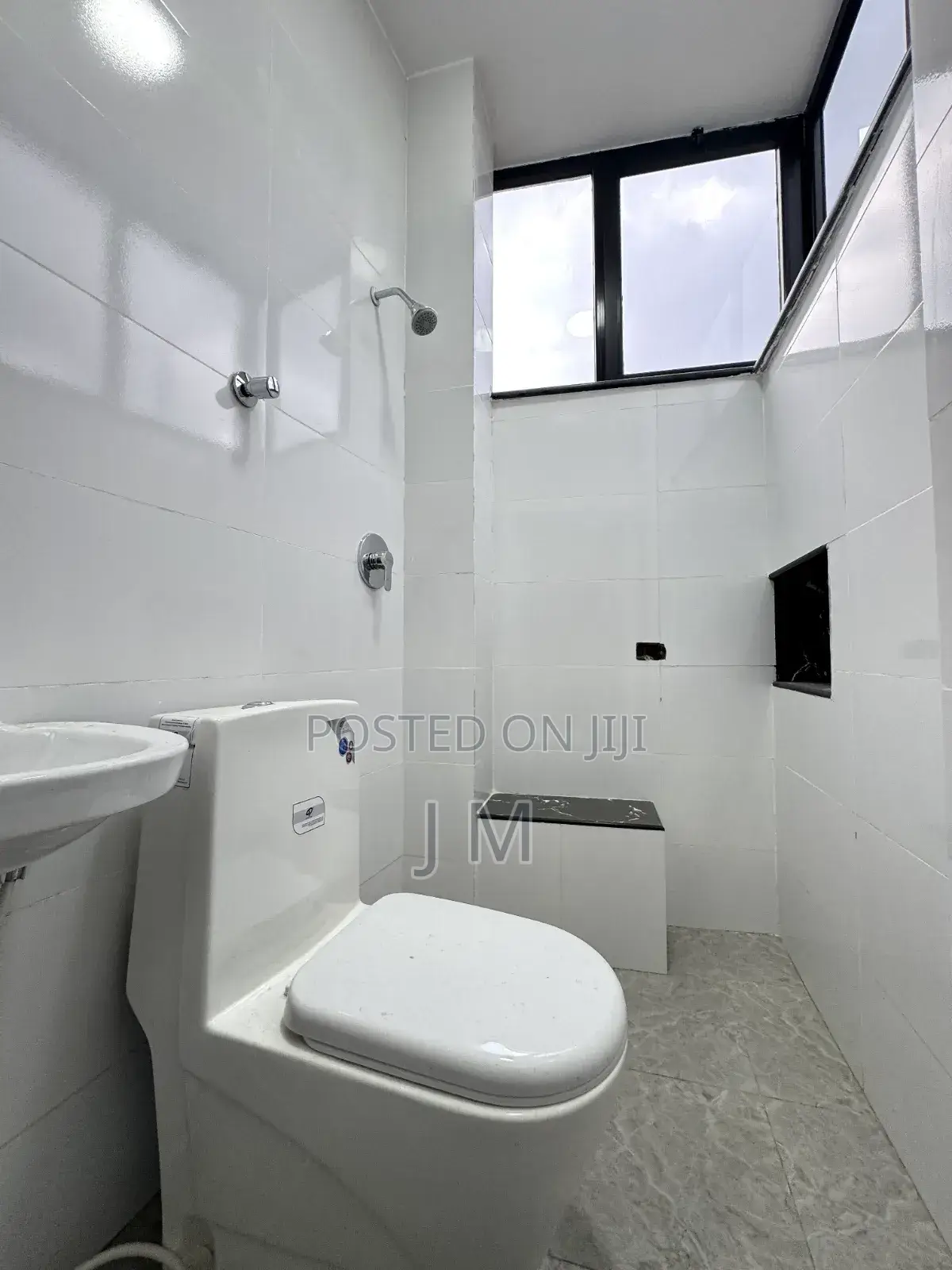 3bdrm Apartment in Nifas Silk-Lafto for rent