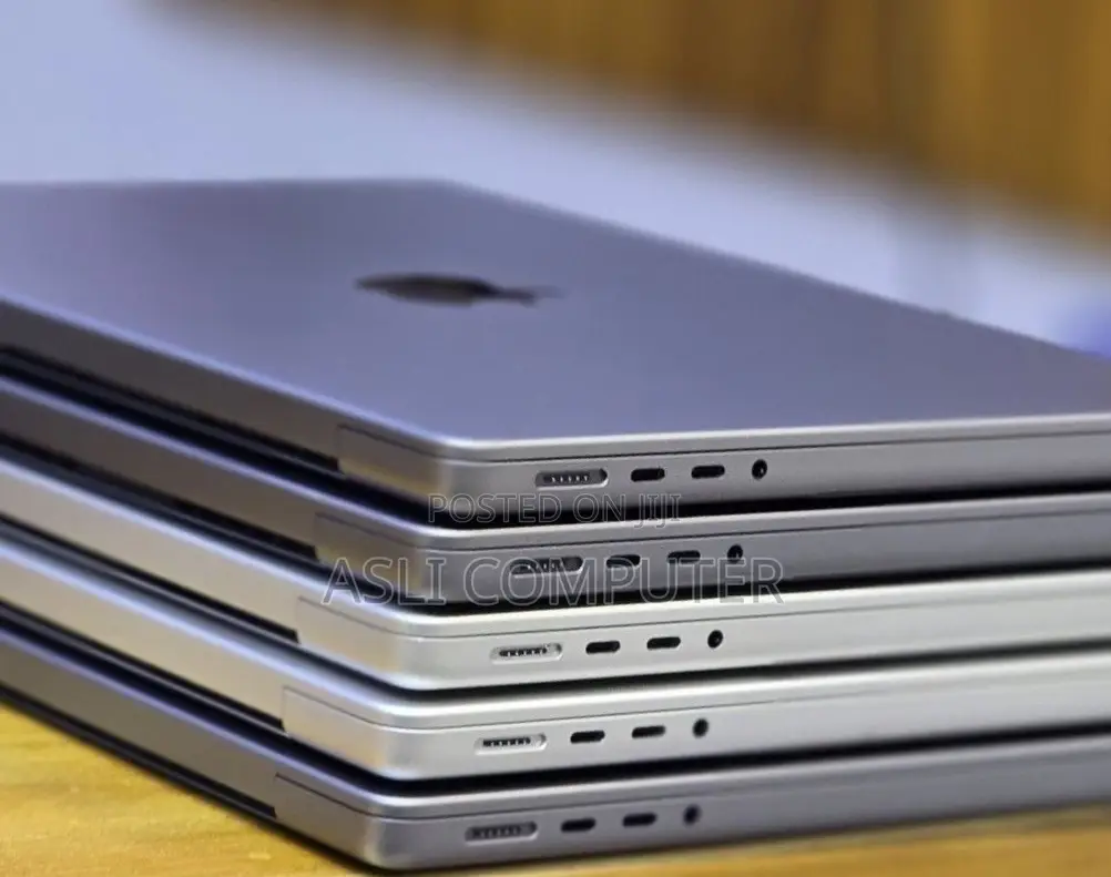 New Laptop Apple MacBook Pro 2021 M1 32GB Apple M1 Pro SSD 512GB