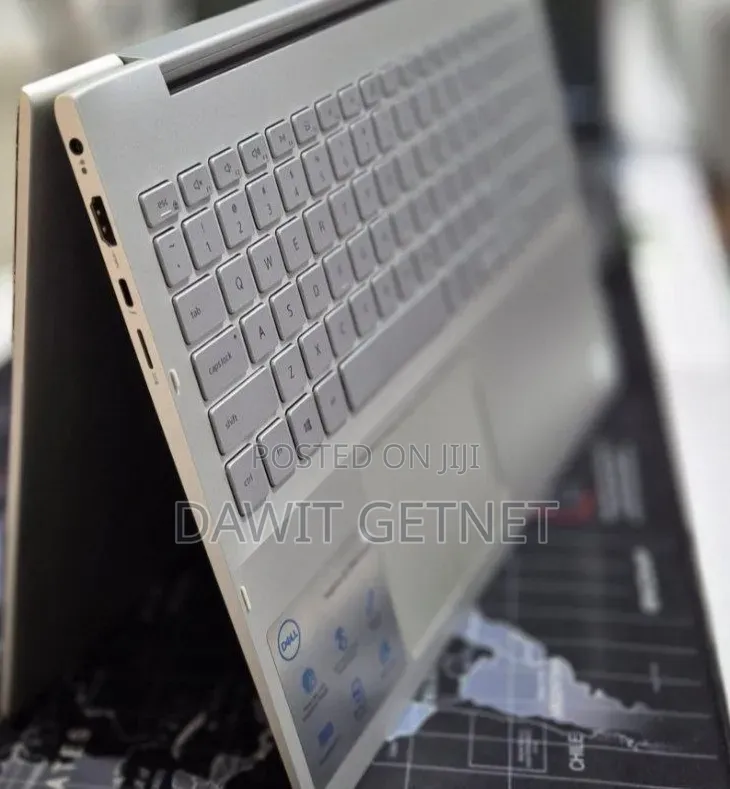 New Laptop Dell Inspiron 15 8GB Intel Core i5 SSD 256GB