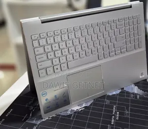 New Laptop Dell Inspiron 15 8GB Intel Core i5 SSD 256GB